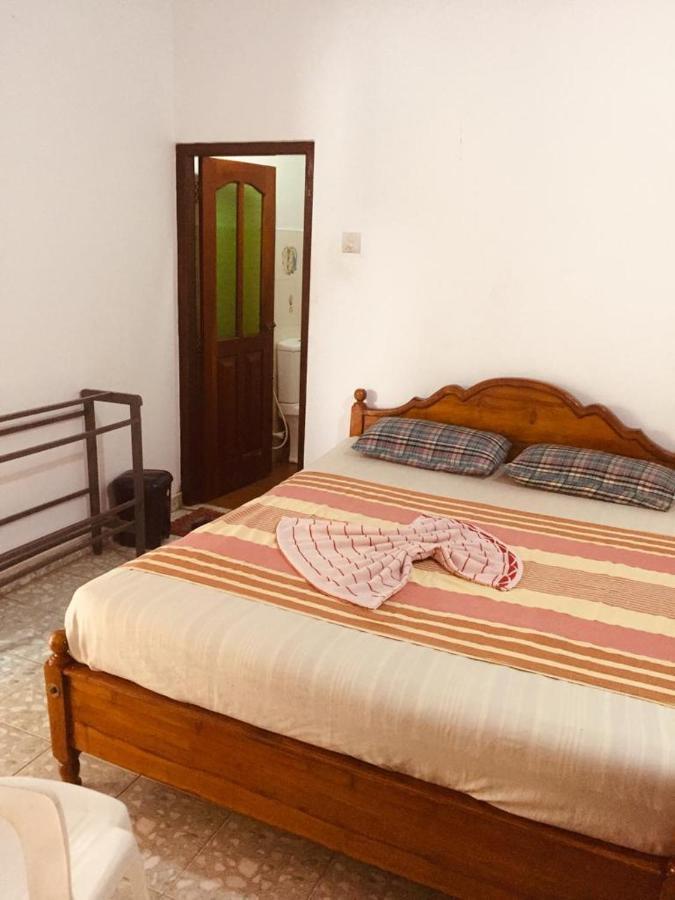 Crescent Resort Galle Esterno foto